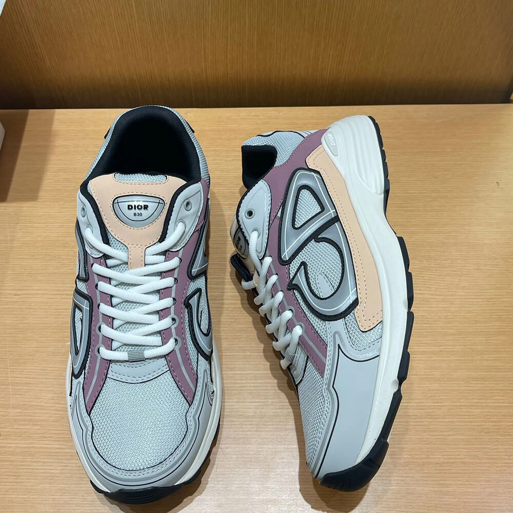 B30 SNEAKER Snug 104