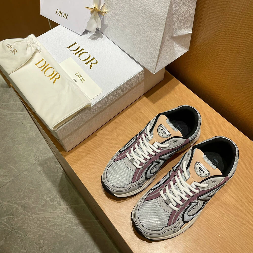 B30 SNEAKER Snug 104