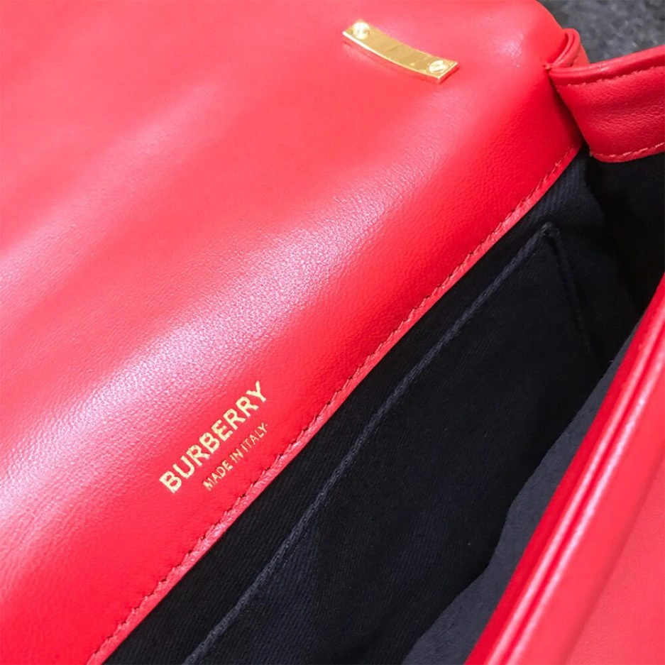Burberry Small Lola Bag Effortless 1657