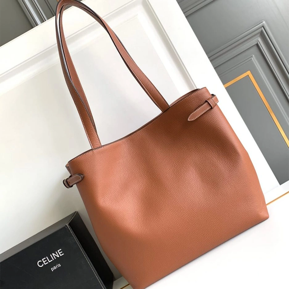 Flexible CELINE CABAS ANAÏS Medium bag in grained calfskin 1599