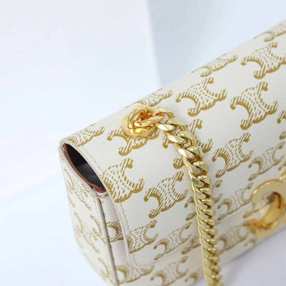 Sustainable CELINE CHAIN SHOULDER BAG CLAUDE 1600