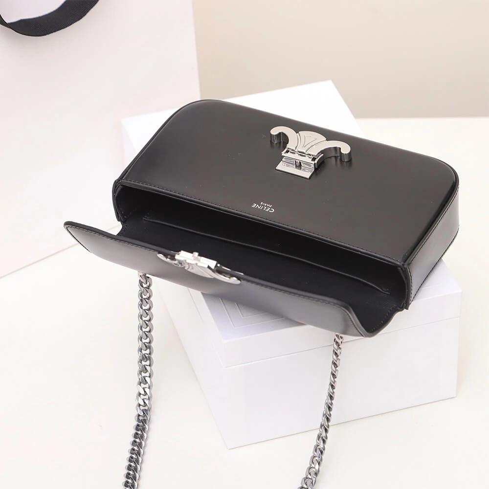 Affordable CELINE CHAIN SHOULDER BAG CLAUDE 1639