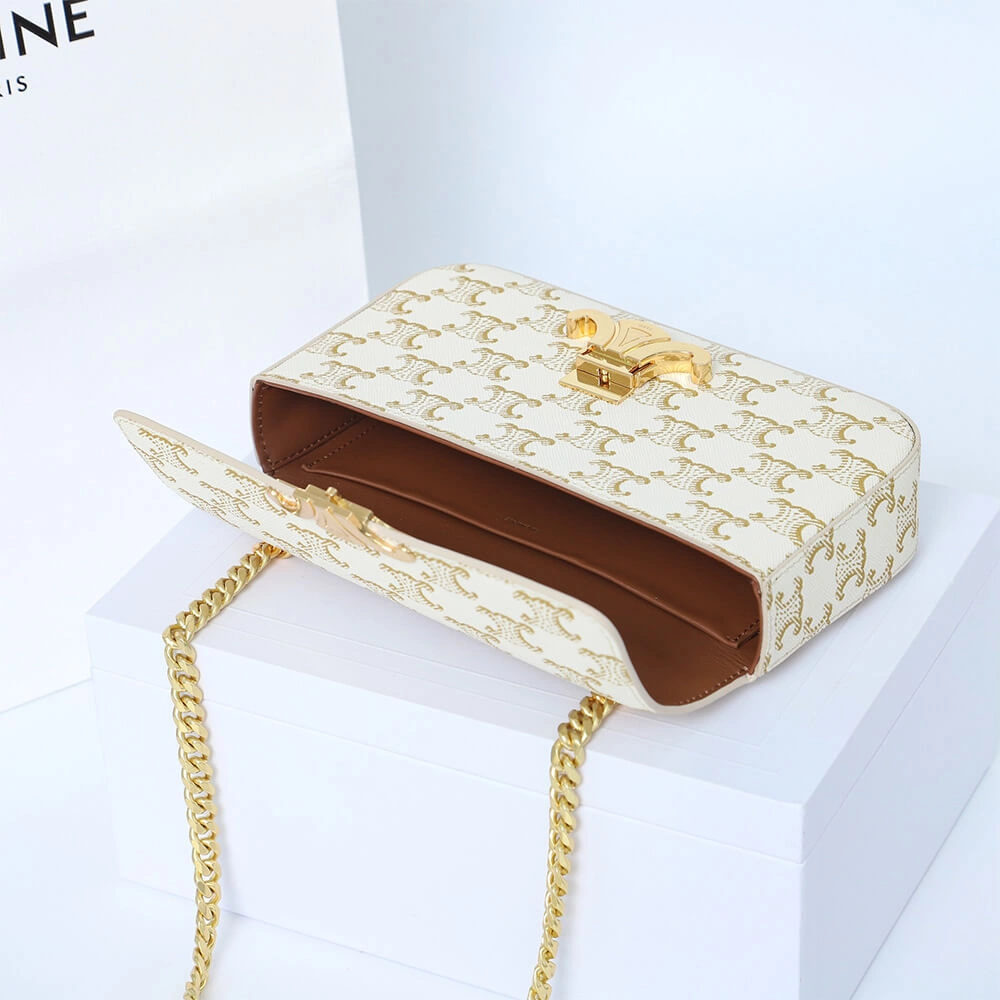 Sustainable CELINE CHAIN SHOULDER BAG CLAUDE 1600