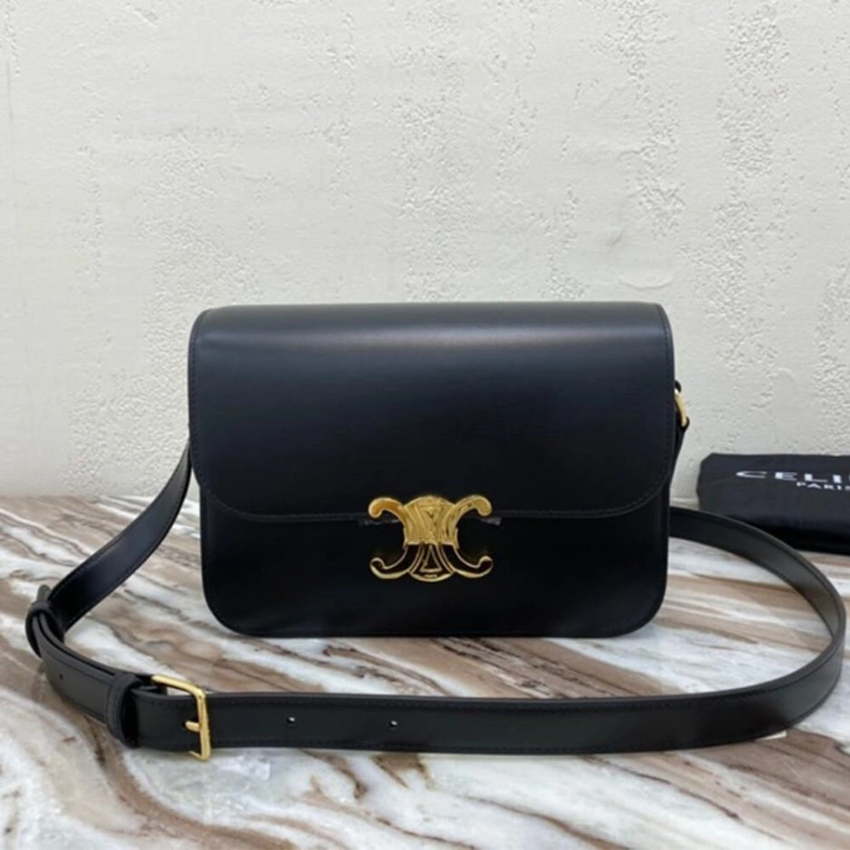HighPerformance CELINE CLASSIQUE TRIOMPHE BAG IN CALFSKIN 1621