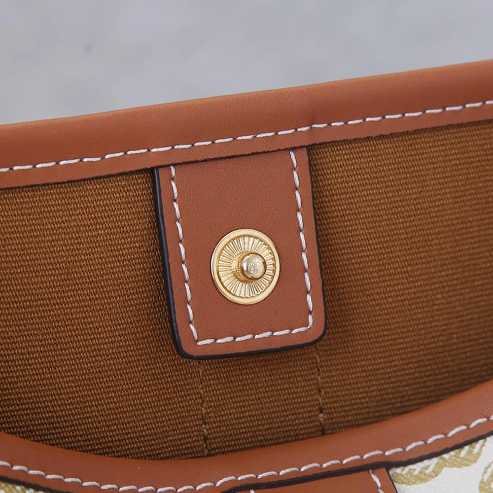 CELINE MEDIUM BUCKET Cozy 1649