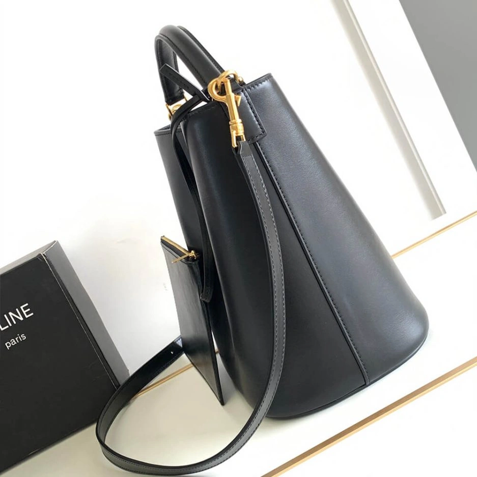 CELINE MEDIUM LOUISE BAG in SMOOTH CALFSKIN ZipUp 1629