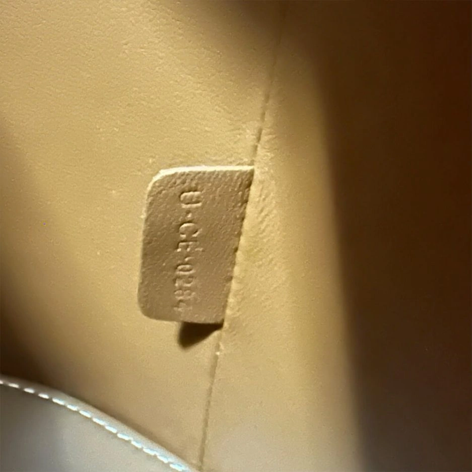 CELINE MEDIUM LOUISE BAG in SUEDE CALFSKIN Sophisticated 1592