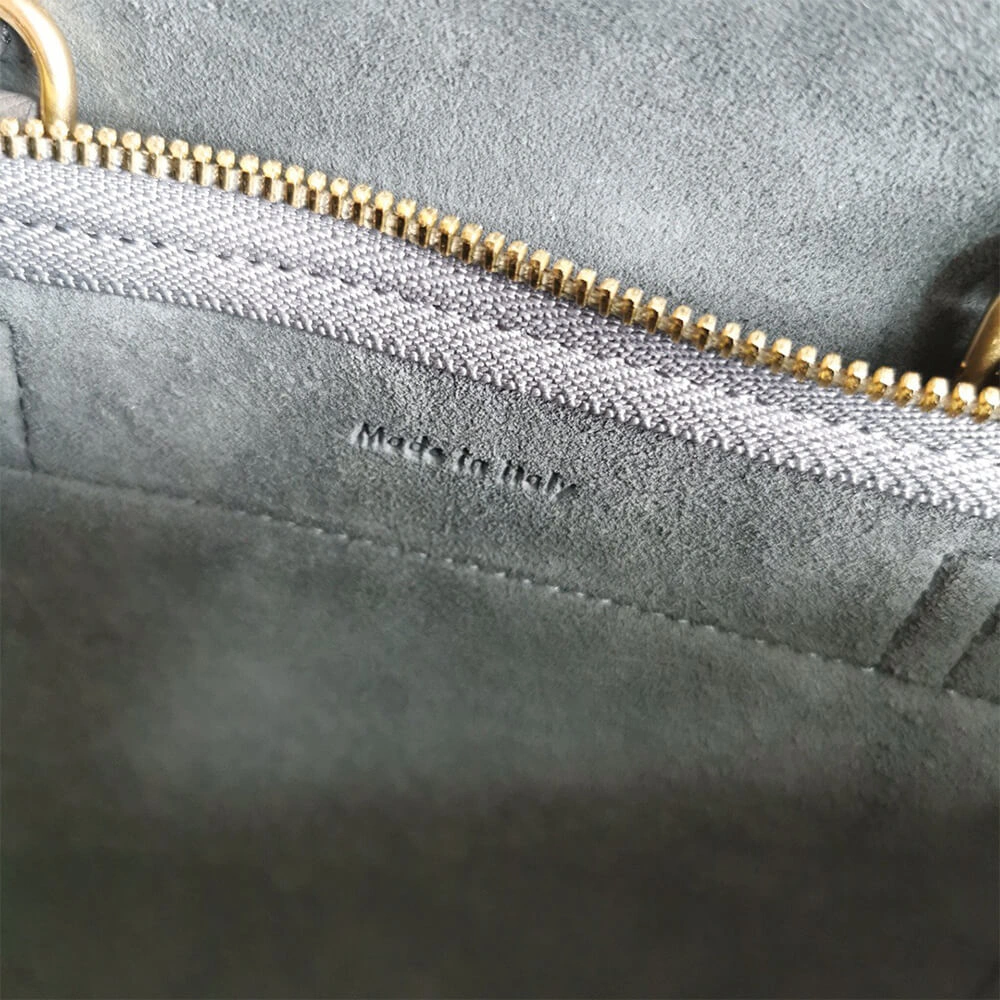Resilient CELINE NANO BELT BAG 1606