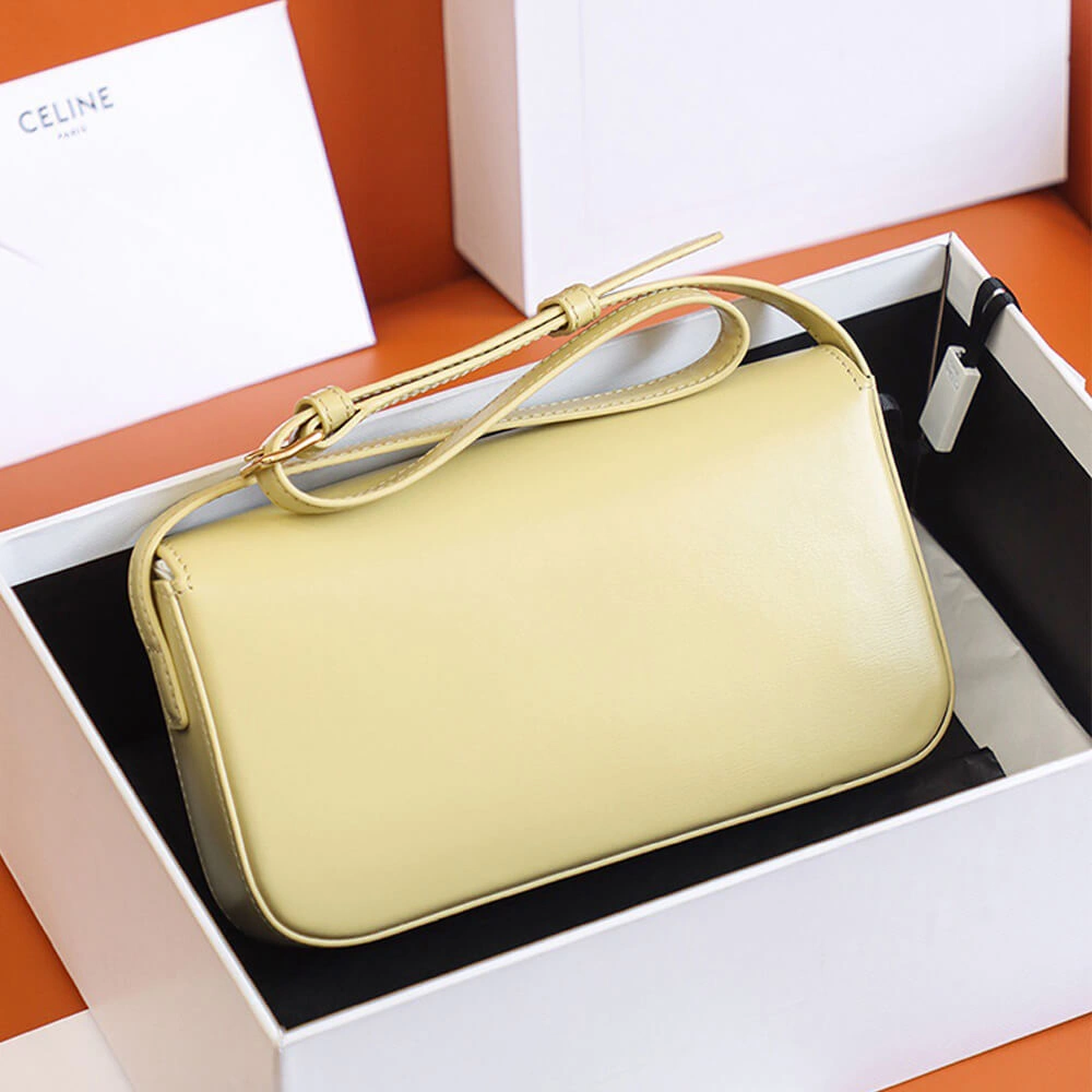 CELINE TRIOMPHE SHOULDER BAG Resilient 1620