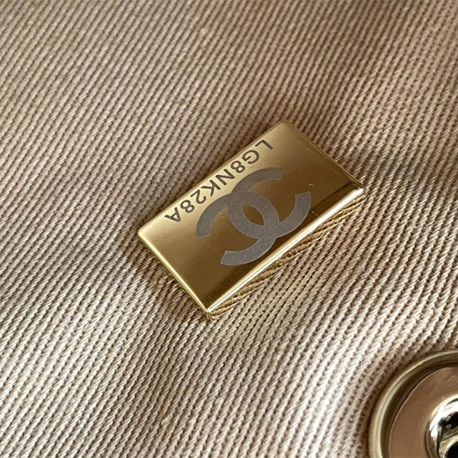 Modern CHANEL  Caviar Backpack 1077