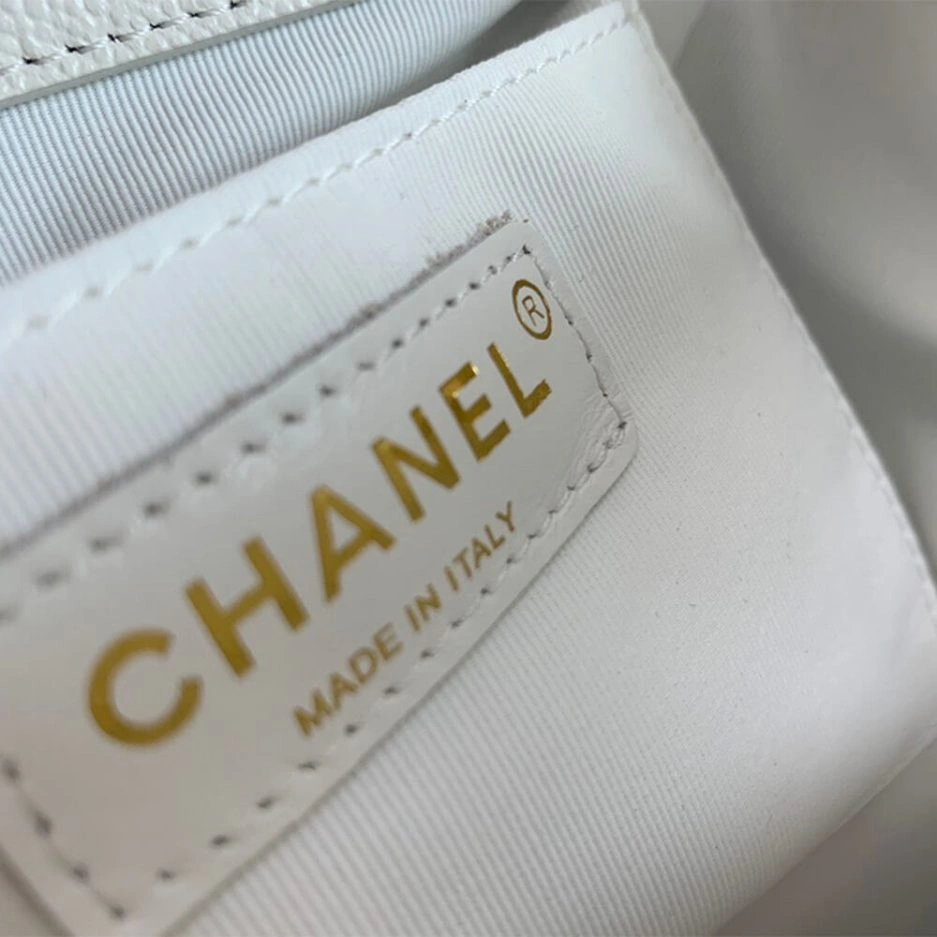 Trendy CHANEL  Caviar Backpack 1075