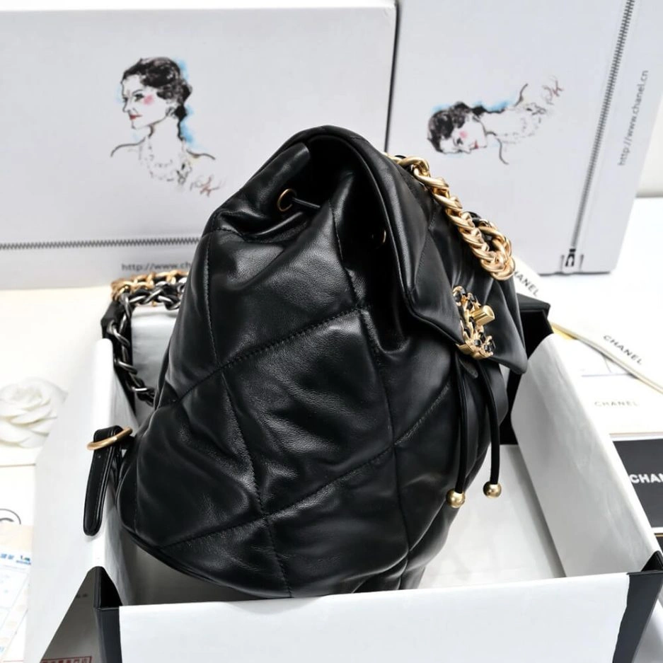HighPerformance CHANEL 19 BACKPACK 1049