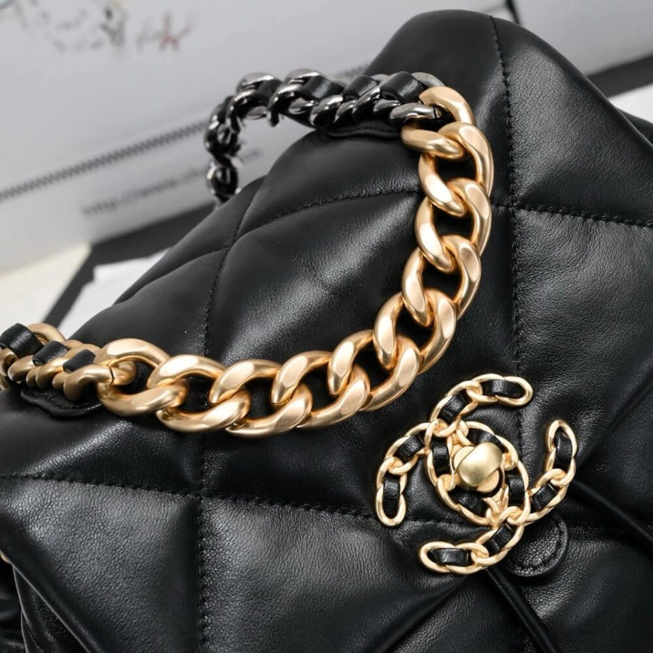 HighPerformance CHANEL 19 BACKPACK 1049
