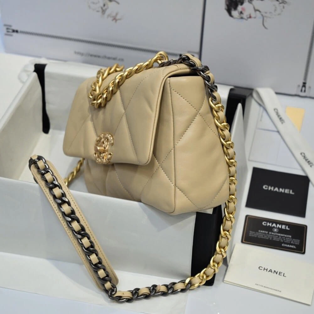 CHANEL 19 HANDBAG Stretchable 1209