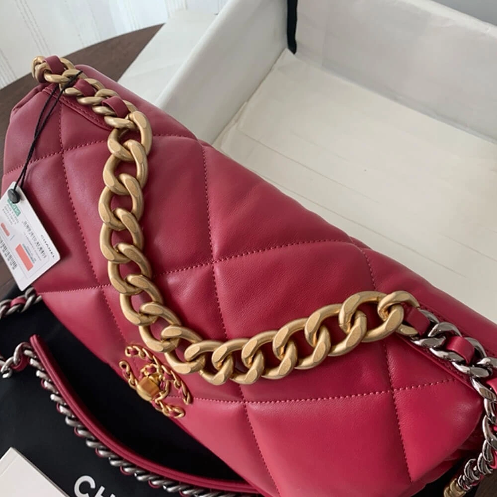 CHANEL 19 Large Handbag WrinkleFree 1202
