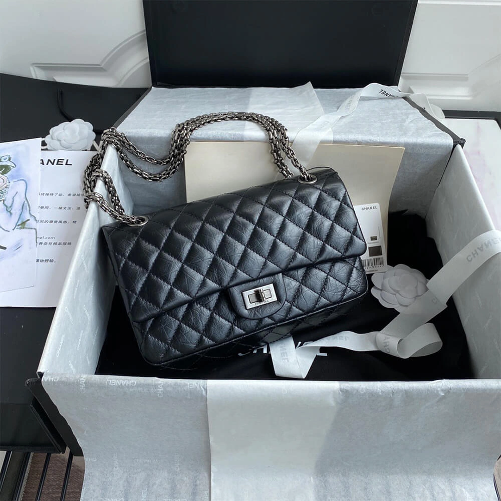 Breathable CHANEL 2.55 Handbag 1133