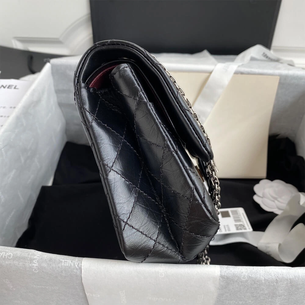 Breathable CHANEL 2.55 Handbag 1133