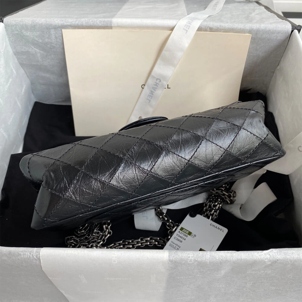 Breathable CHANEL 2.55 Handbag 1133