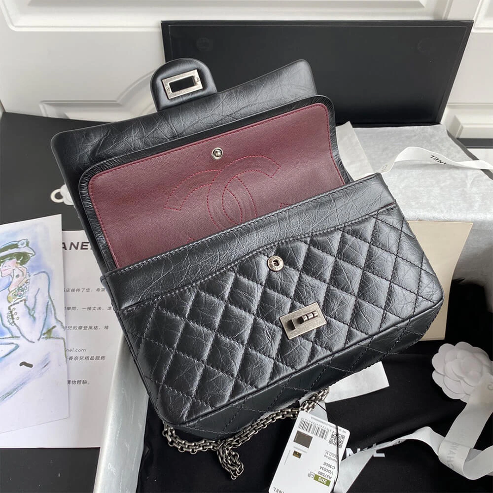 Breathable CHANEL 2.55 Handbag 1133