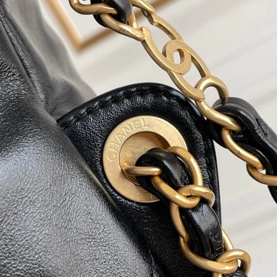 CHANEL 22 BACKPACK Modern 1105