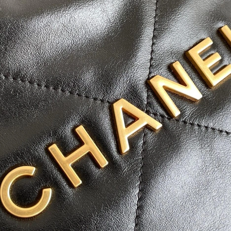 CHANEL 22 BACKPACK Modern 1105