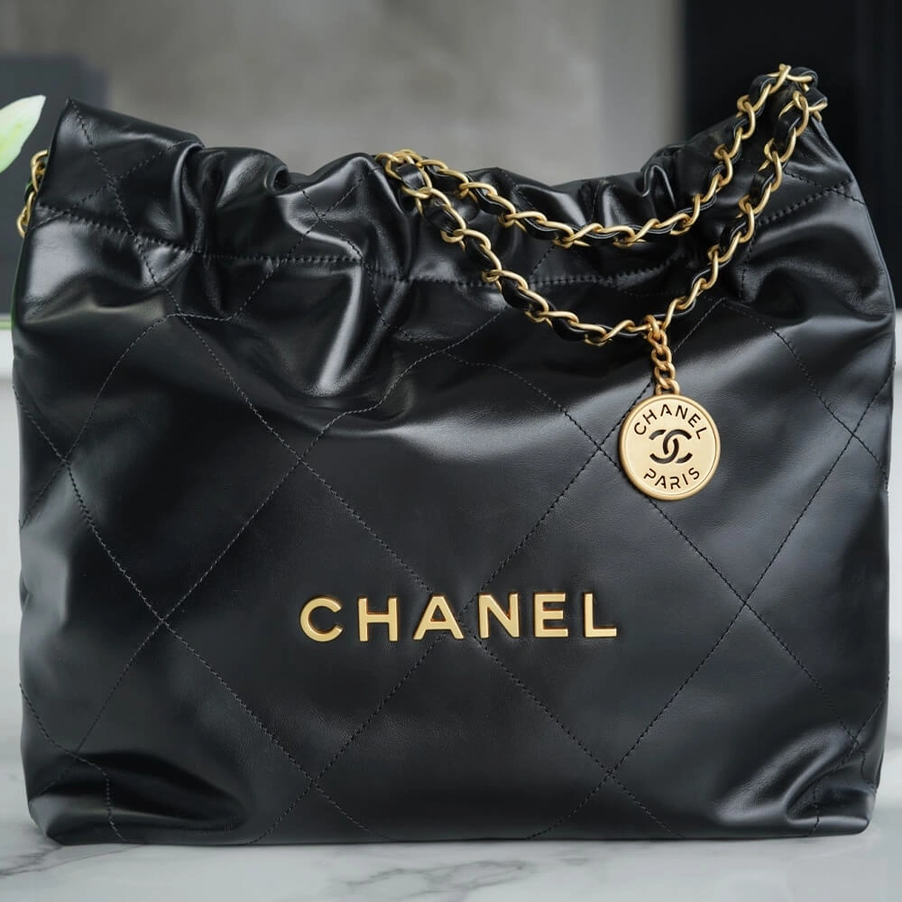 CHANEL 22 HANDBAG Sporty 1181