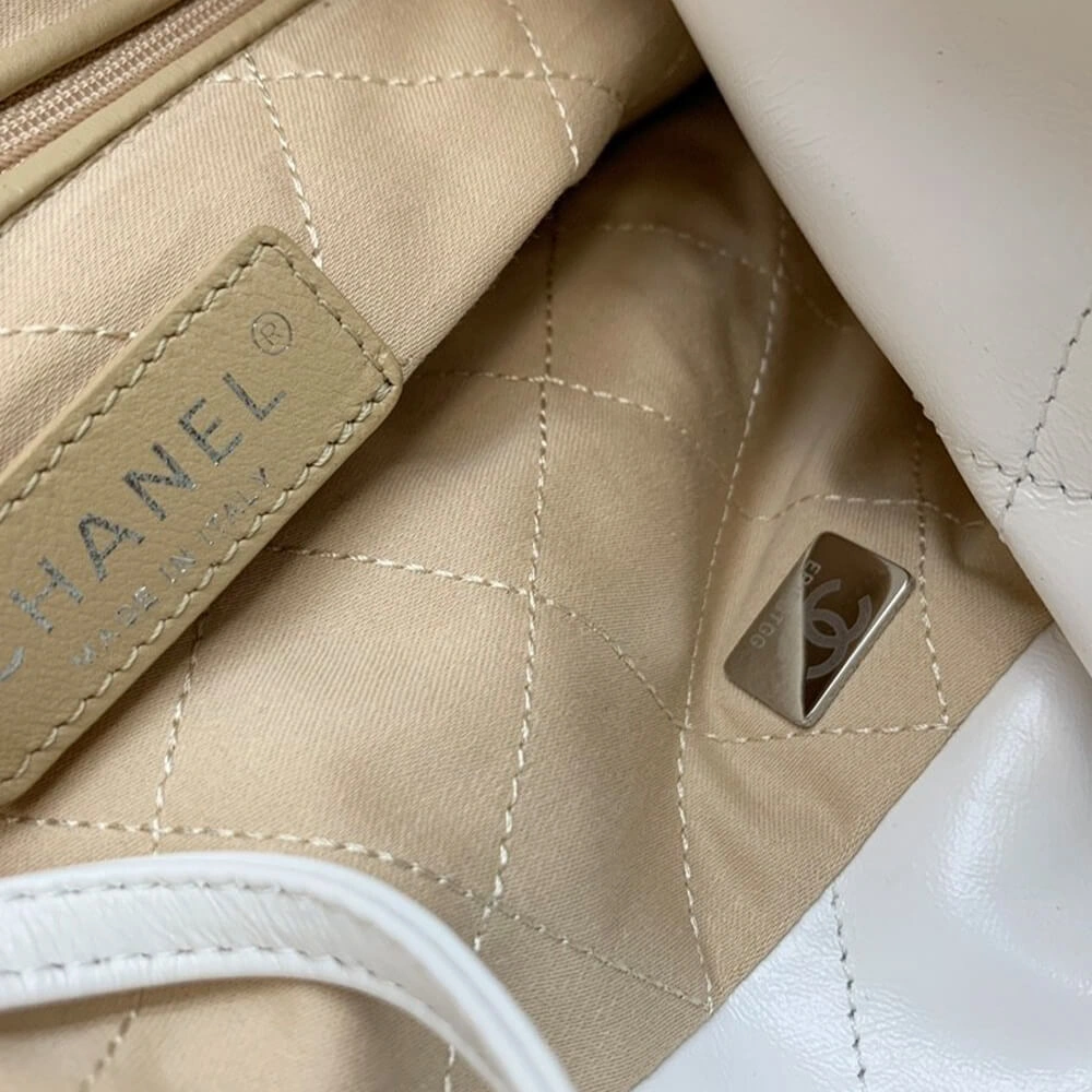 OnTrend CHANEL 22 HANDBAG 1172
