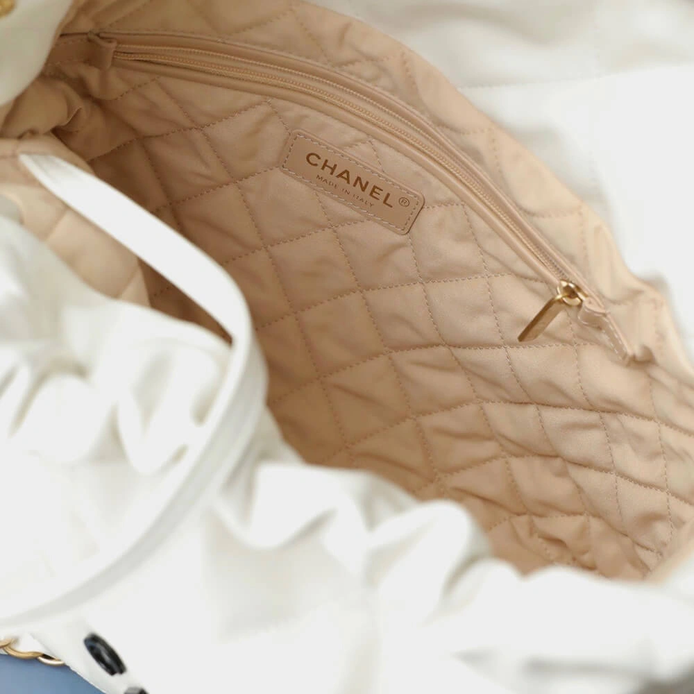 CHANEL 22 HANDBAG SportInspired 1159