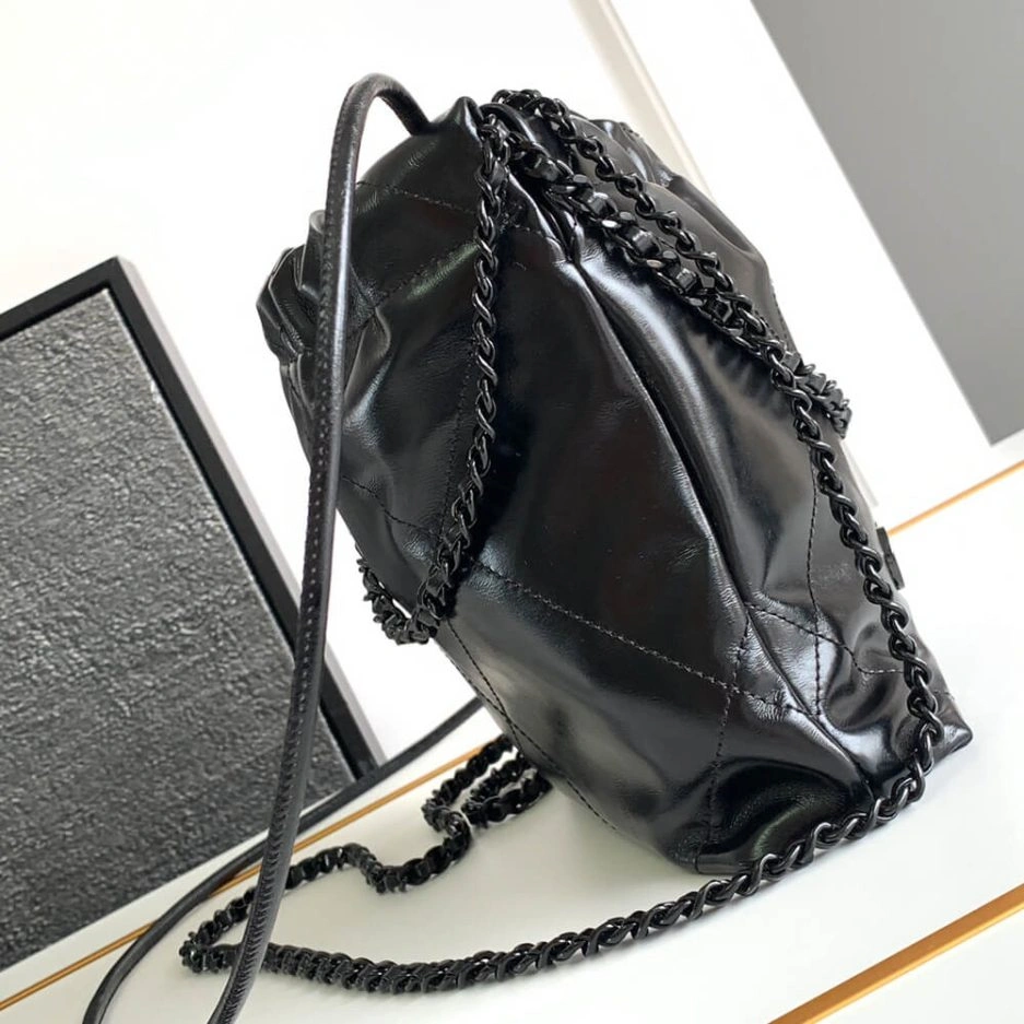 CHANEL 22 MINI HANDBAG Casual 1052