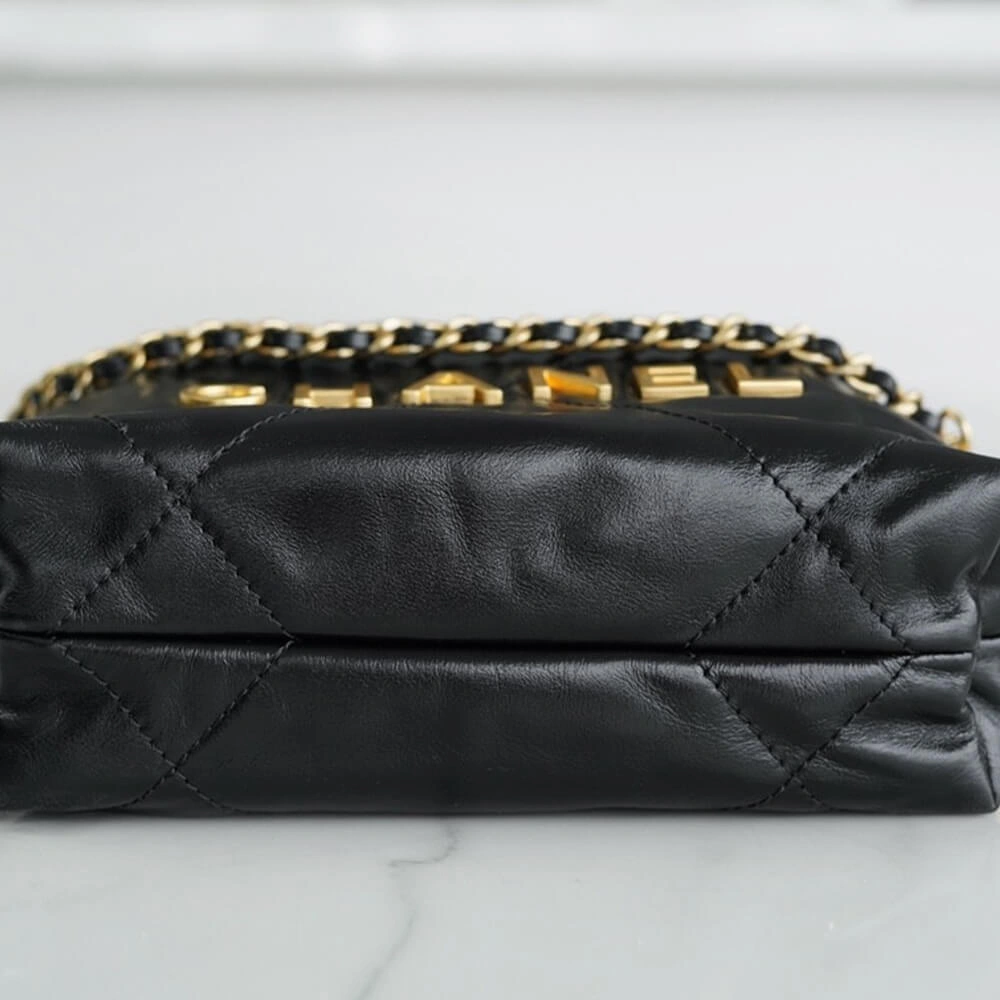 Trendy CHANEL 22 MINI HANDBAG 1095