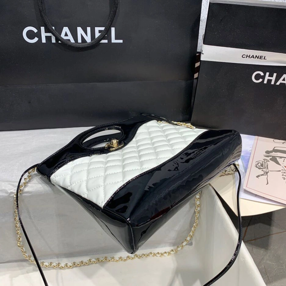 CHANEL 31 MINI SHOPPING BAG ModernLook 1130