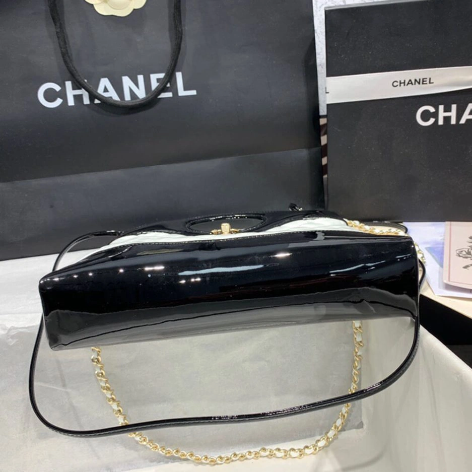 CHANEL 31 MINI SHOPPING BAG ModernLook 1130