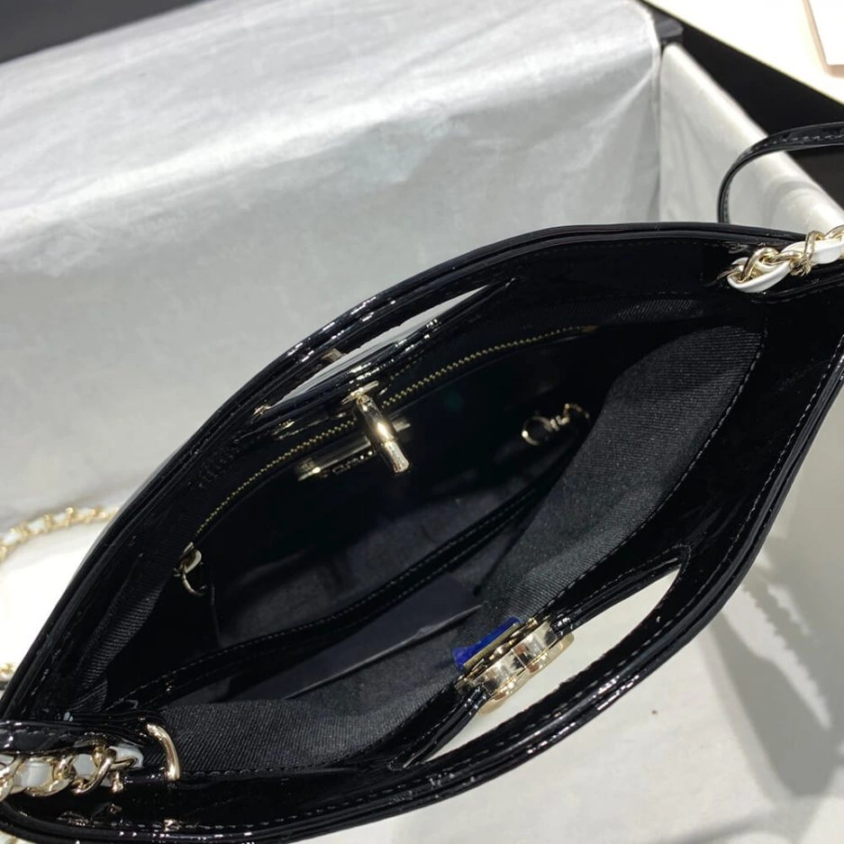CHANEL 31 MINI SHOPPING BAG ModernLook 1130