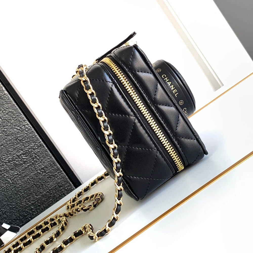 CHANEL CAMERA BAG UrbanStyle 1164