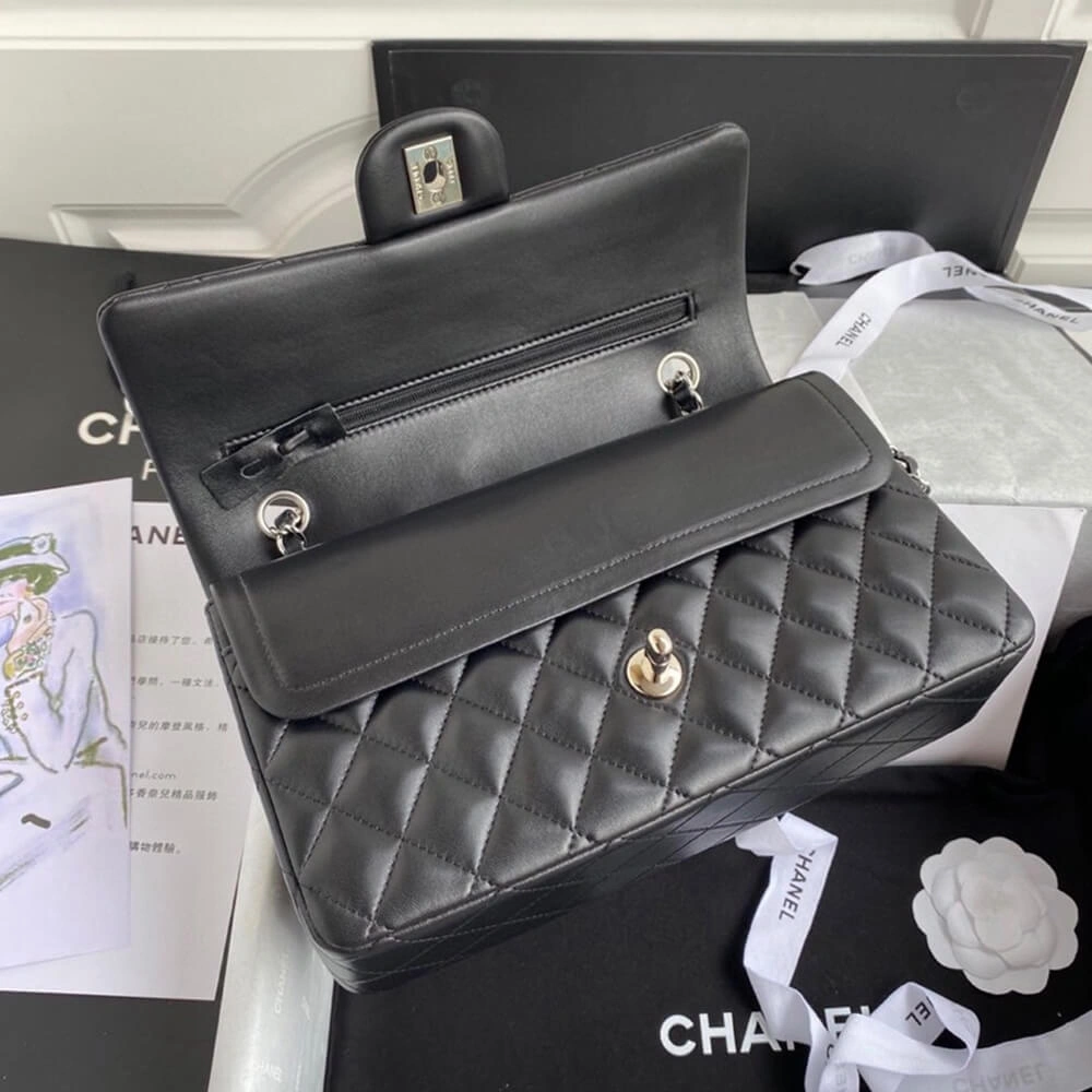 FreshLook CHANEL CLASSIC HANDBAG 1180