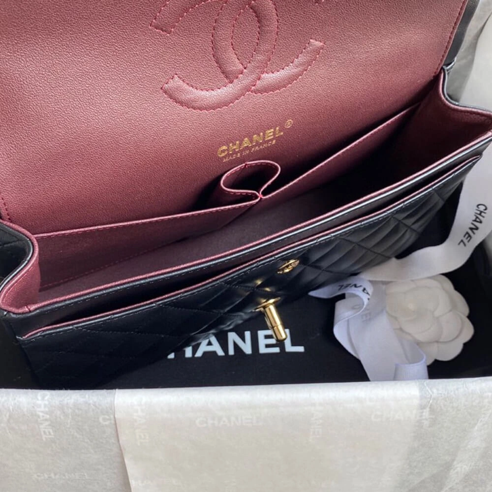 Unisex CHANEL CLASSIC HANDBAG 1166