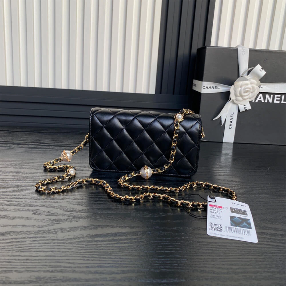 TechFriendly CHANEL Flap Phone Holder with Chain(HIGH-END GRADE) 1145