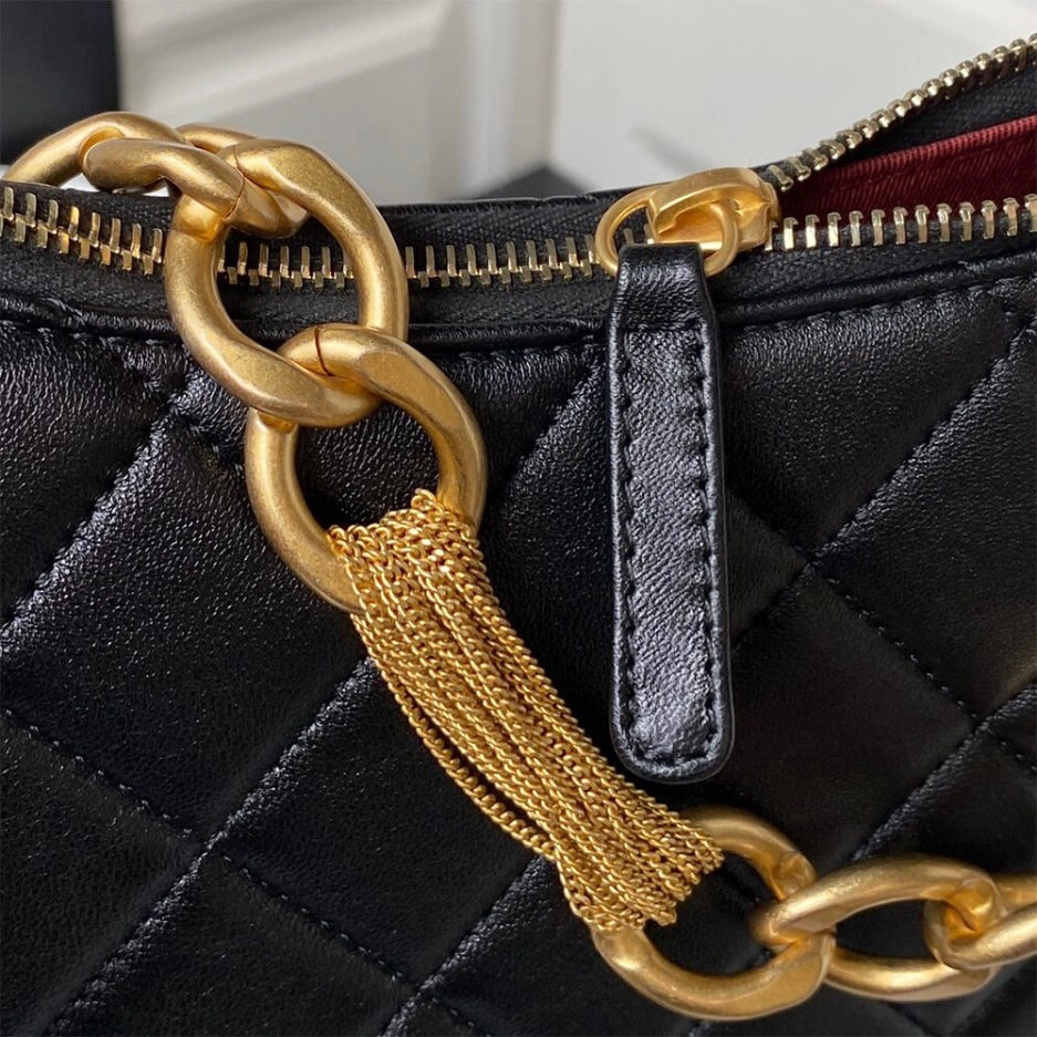 Upgraded CHANEL HOBO HANDBAG 1099