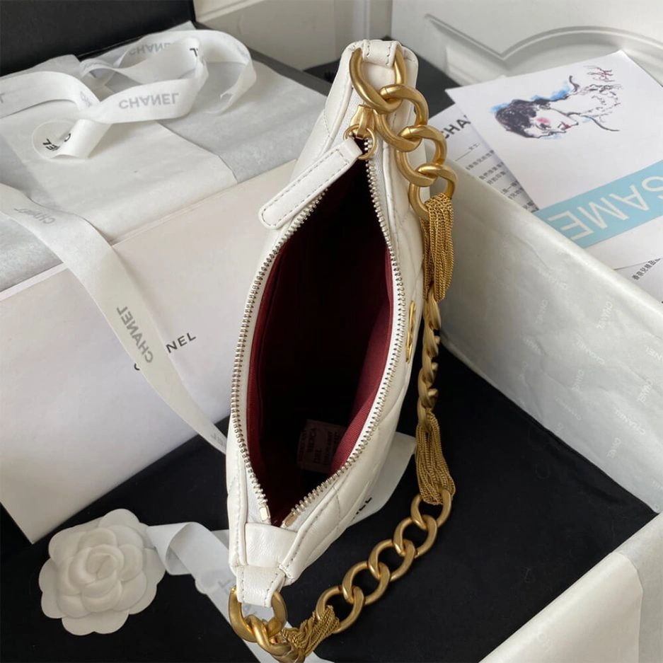 Contemporary CHANEL HOBO HANDBAG 1147