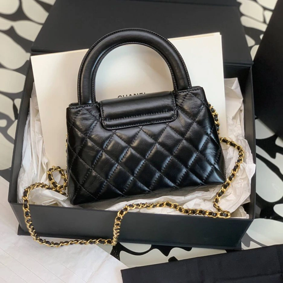 Supportive CHANEL KELLY BAG 1110