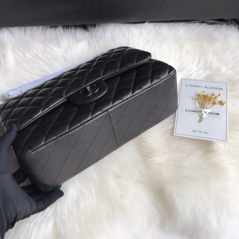 WeatherProof CHANEL LARGE CLASSIC HANDBAG(High-end grade) 1048