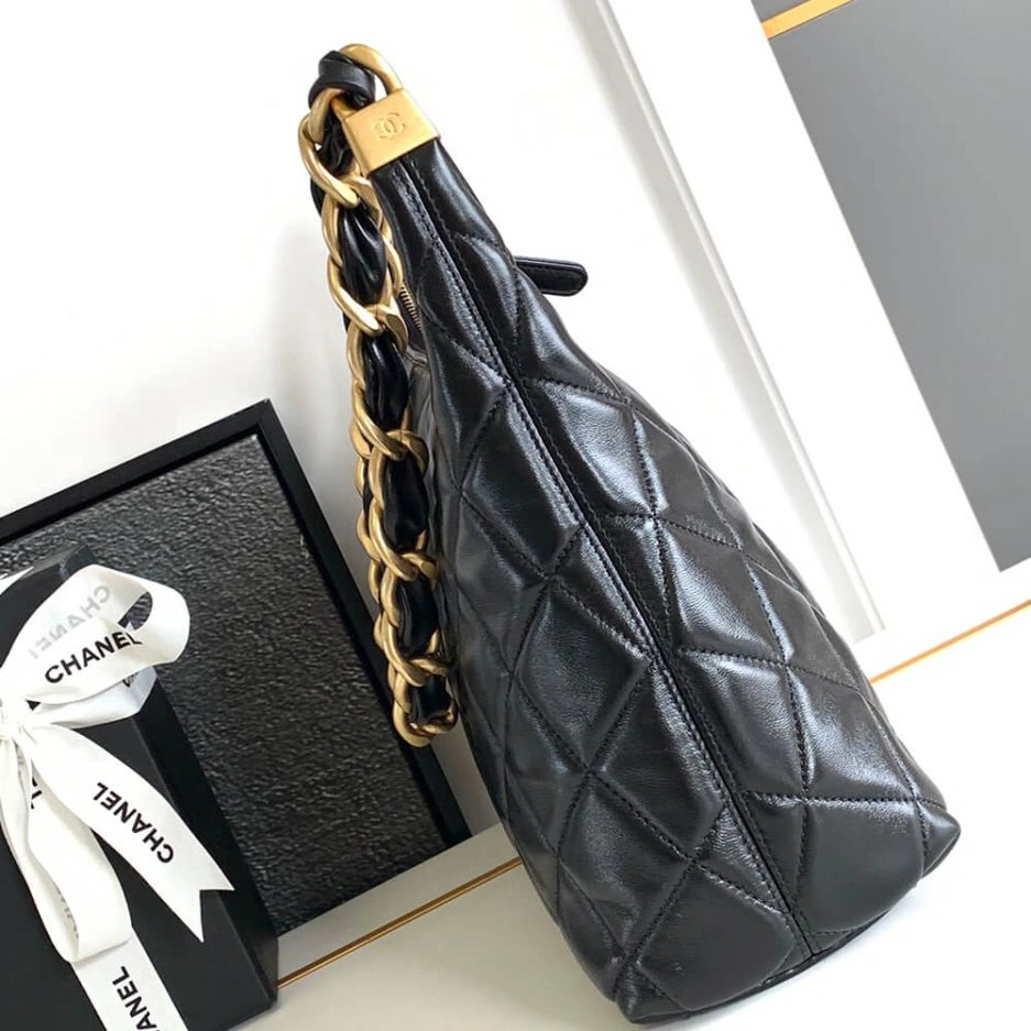 FastDry CHANEL LARGE HOBO BAG 1143
