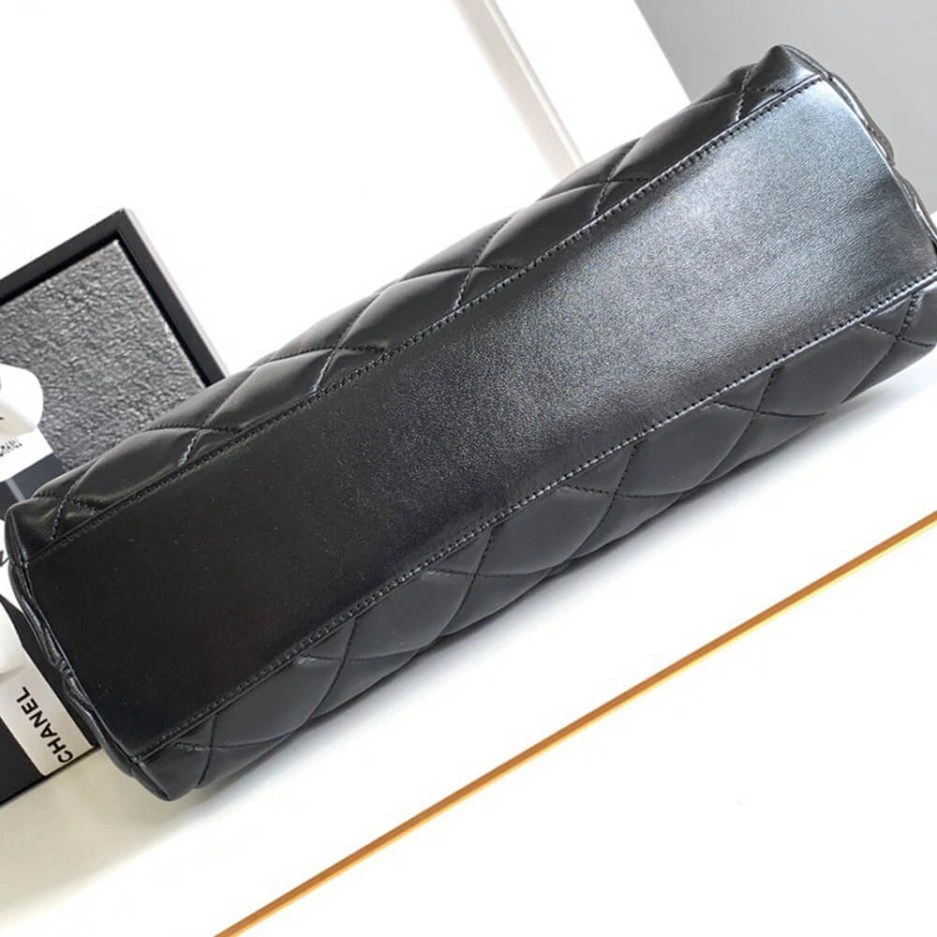 FastDry CHANEL LARGE HOBO BAG 1143