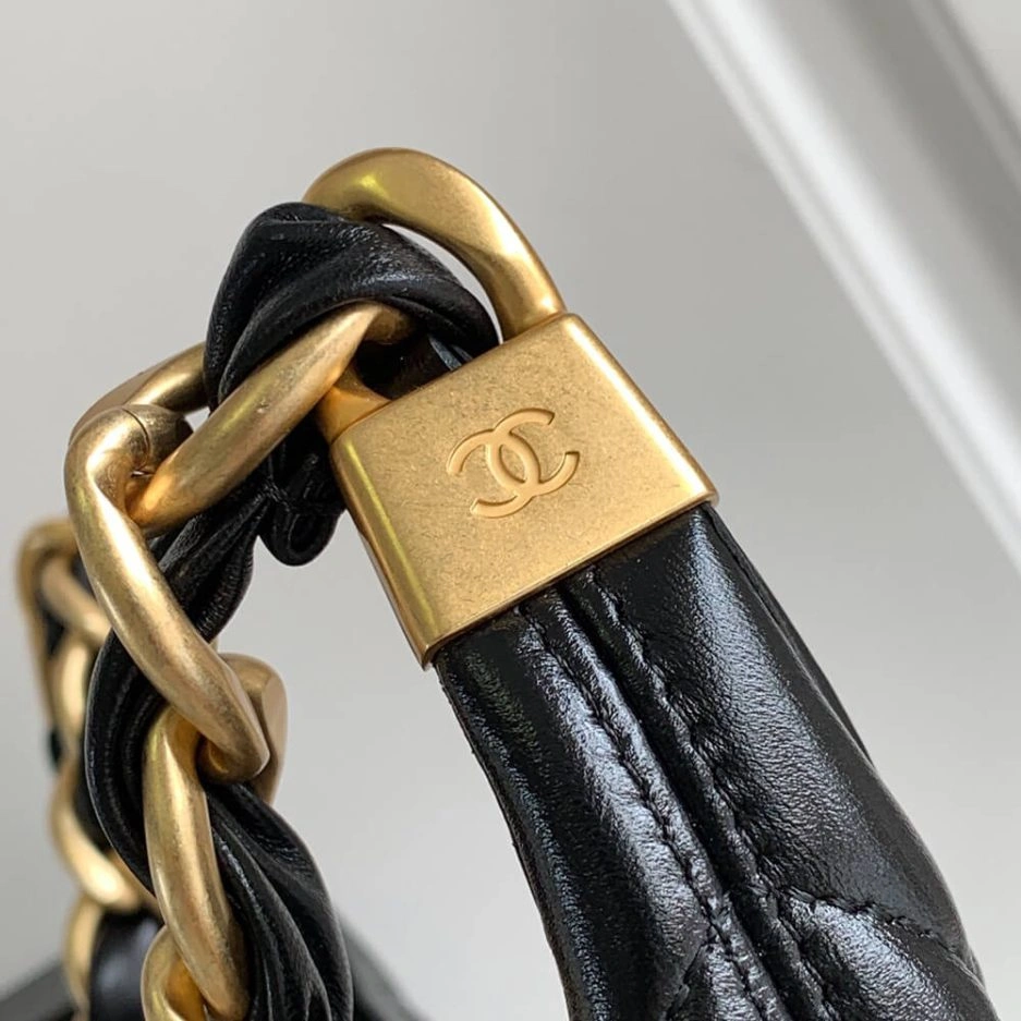 FastDry CHANEL LARGE HOBO BAG 1143