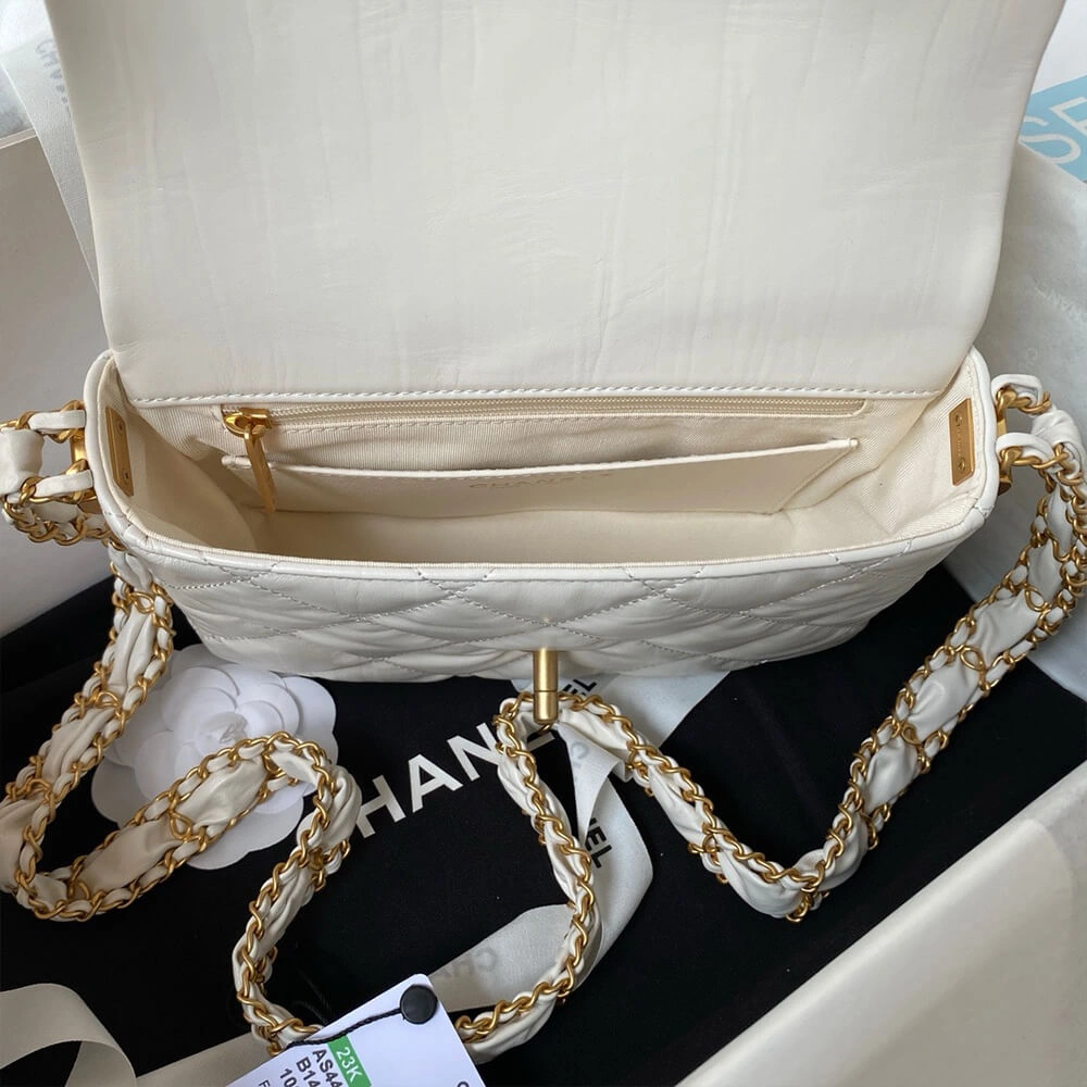 Stylish CHANEL MINI FLAP 1080