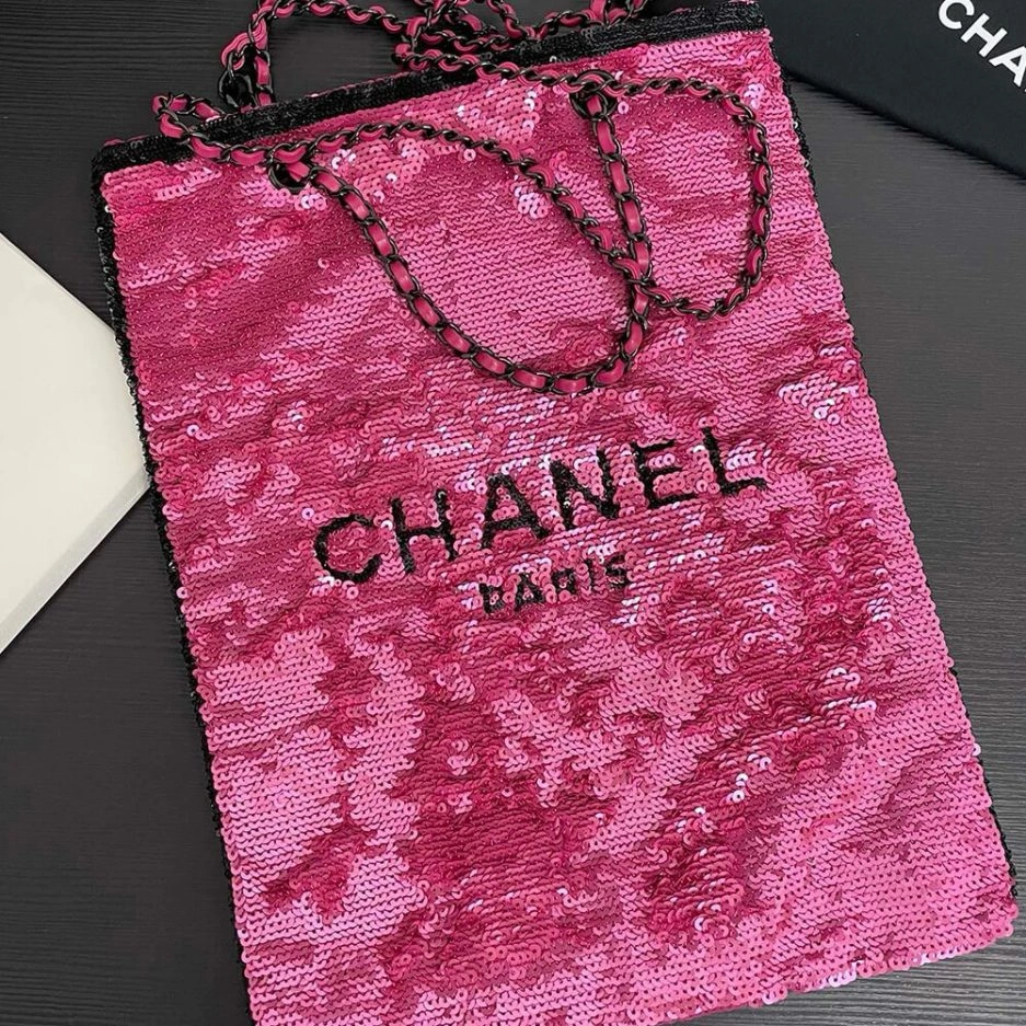 GoodFit CHANEL SHOPPING BAG 1094