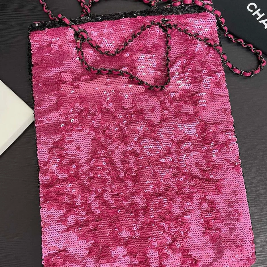 GoodFit CHANEL SHOPPING BAG 1094