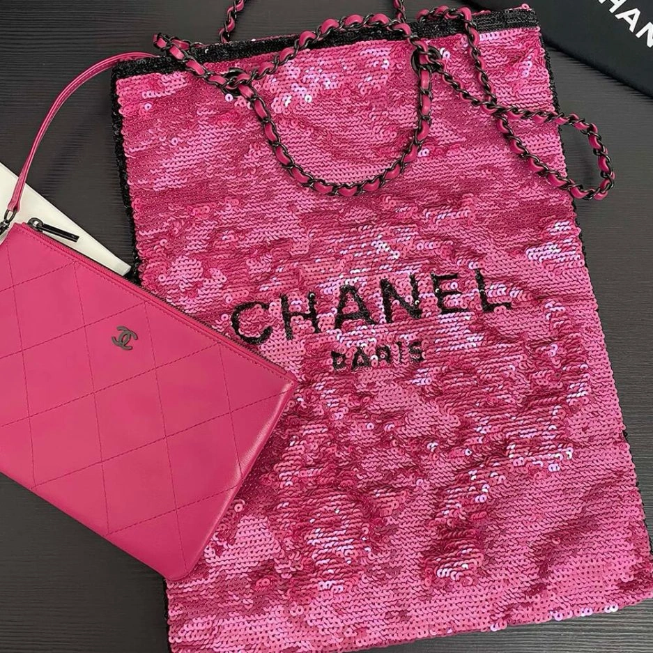 GoodFit CHANEL SHOPPING BAG 1094