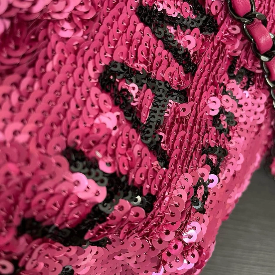 GoodFit CHANEL SHOPPING BAG 1094