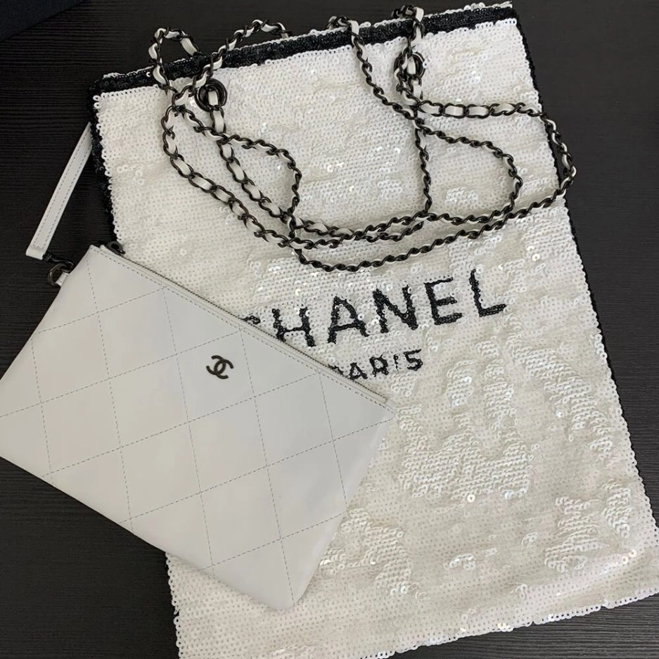CHANEL SHOPPING BAG BestValue 1086